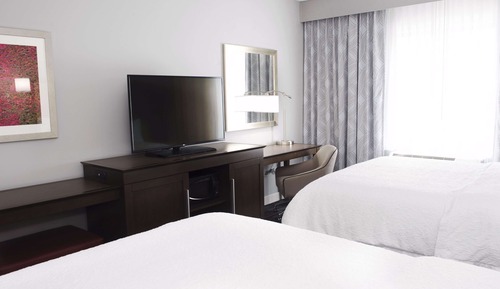 Room, 2 Queen Beds, Refrigerator & Microwave