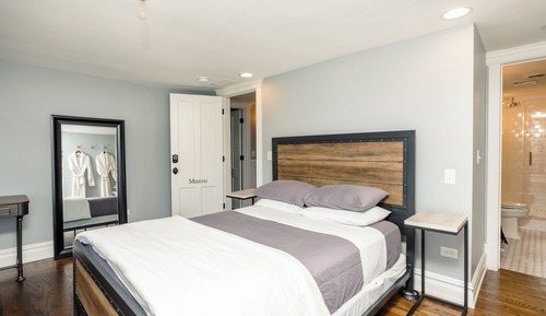 Standard Single Room, 1 Queen Bed