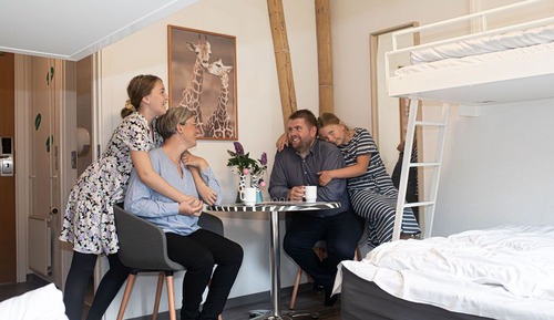 Family Room (5 Guests - Linen package included)