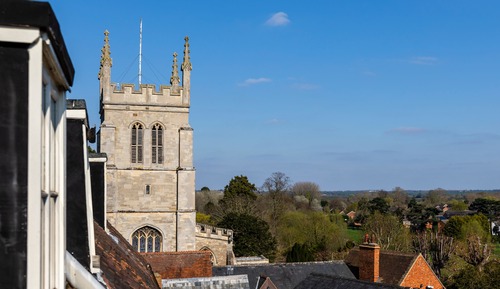 Luxury Single Room (Small Double Bed)