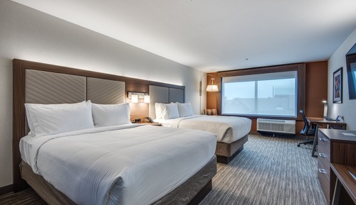 Standard Room, 2 Queen Beds, Roll-in Shower (Mobility Accessible)