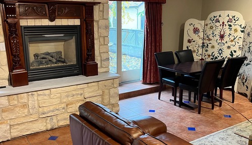 Patio Suite, 1 King Bed and 1 Queen Bed, Fireplace, Kitchenette