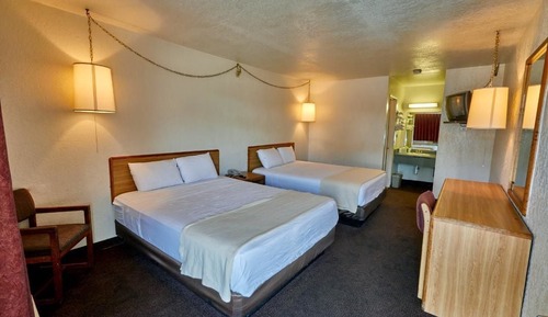 Standard Room, 2 Queen Beds, Smoking