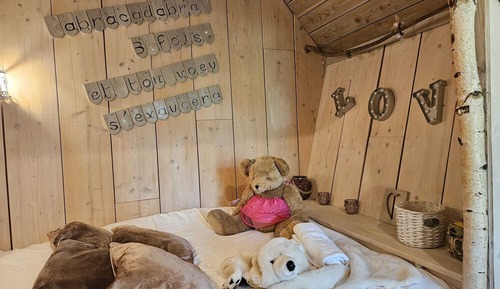 Standard Cabin, Shared Bathroom (Fée Oursinest)