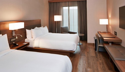 Room, 2 Double Beds (Mobility Accessible, Tub)