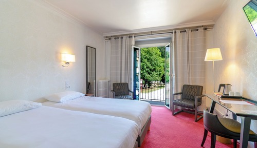 Twin Room, Balcony, Forest Side