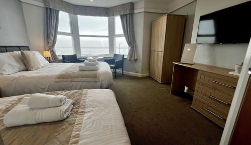 Family Triple Room, Sea View