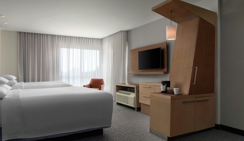 Suite, Multiple Beds, Hearing Accessible (Accessible Bathtub)