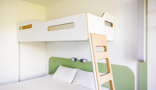 Triple Room, Multiple Beds