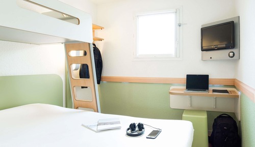 Triple Room, Multiple Beds