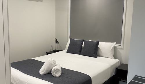 3 Bedroom Cabin - Sleeps 8