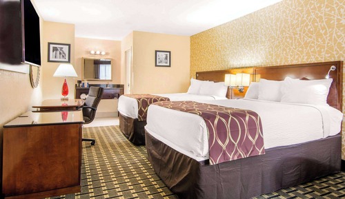Standard Room, 2 Double Beds, Non Smoking