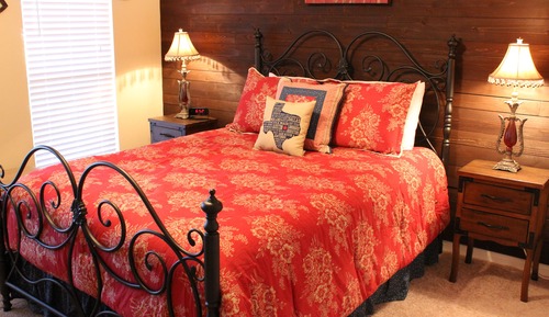 Classic Double Room, 1 Queen Bed, Accessible, Refrigerator