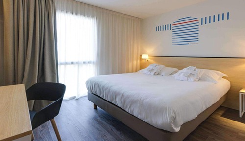 Suite, 1 King Bed, Non Smoking (with Sofabed)