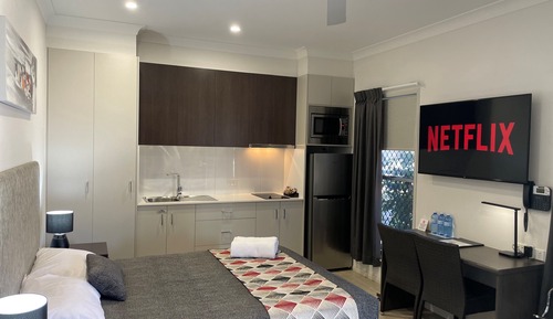 Spacious Twin Studio Apartment 