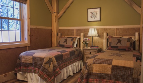 Cabin 6 (Pet Free) - Evening Star