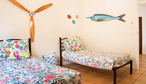 Deluxe House, 4 Bedrooms, Oceanfront