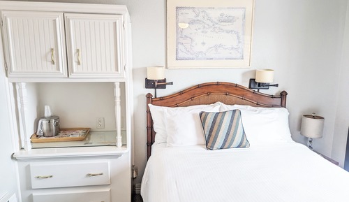 Room (Nevis)