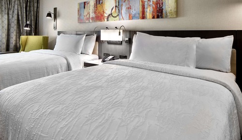 Room, 2 Queen Beds, Accessible, Non Smoking