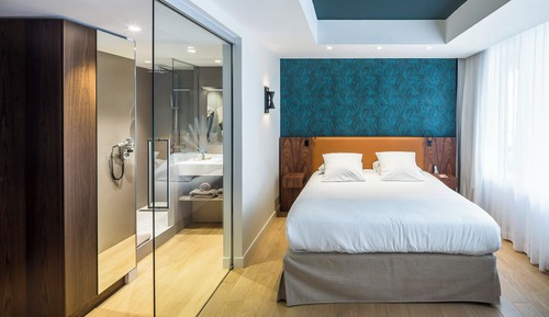 Exclusive Room