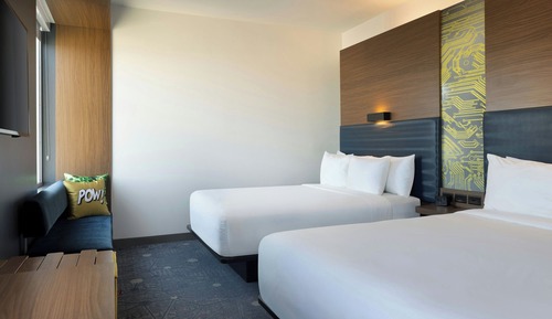 Room, 2 Queen Beds (Mobility/Hearing Access, Roll-In Shwr)
