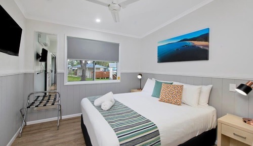 Accessible Villa (2BR)