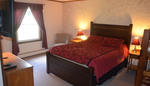 Standard Double Room (2)