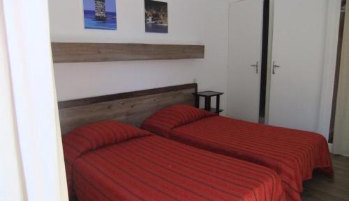 Triple Room with Garden View