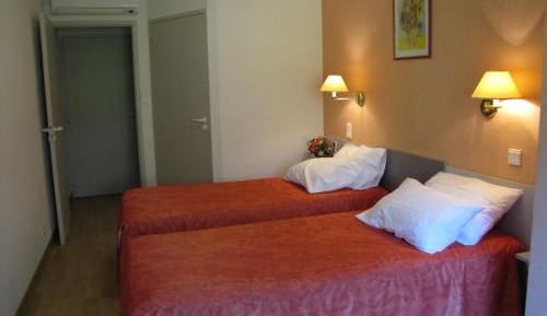 Twin Room with Mountain View