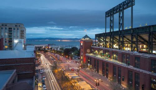 Deluxe Queen Room with Two Queen Beds