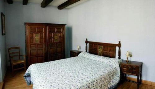 Family Suite (2 Adults + 2 Children)