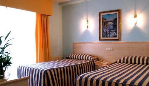 Twin Room with Balcony
