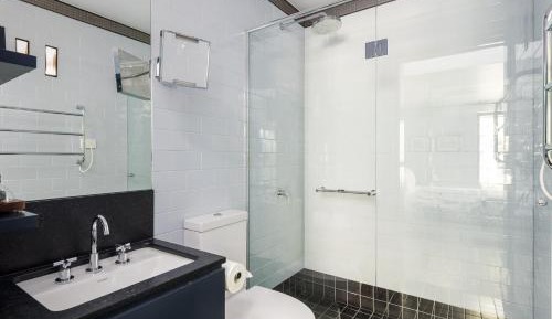 Queen Room - Disability Access