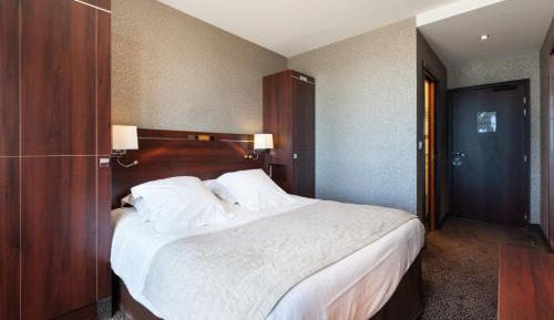 Double Room City-Side