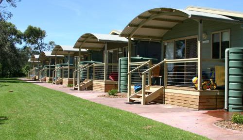 Cottage with Lake View