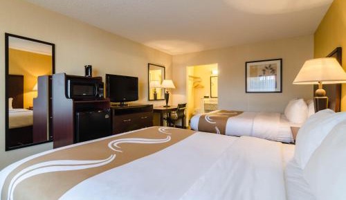 Standard Queen Room with Two Queen Beds - Non-Smoking