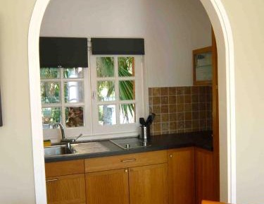 Apartment with Pool View 