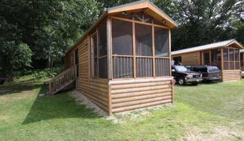 One-Bedroom Cabin