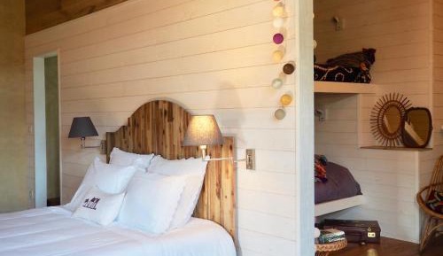 Quadruple Room (Upper floor) with Private Bathroom