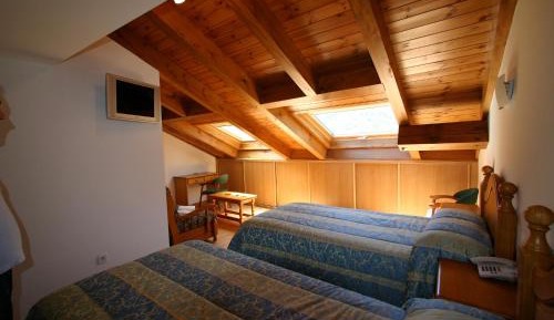 Comfort Triple Room