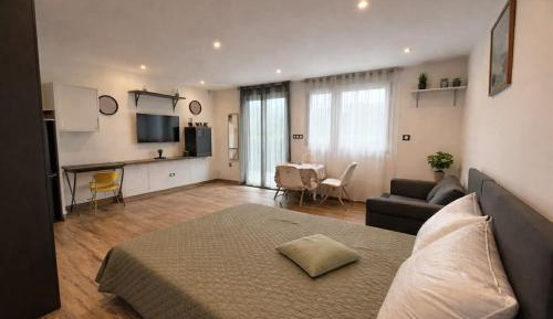 One-Bedroom House