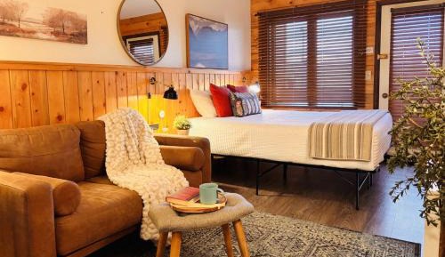 Queen Room with Balcony