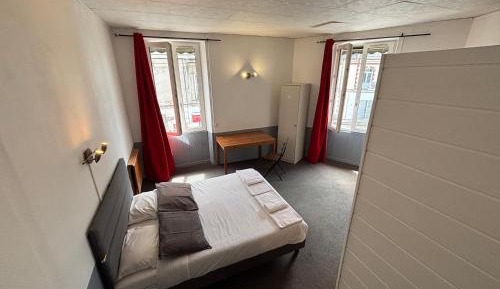 Twin Room with Shared Bathroom