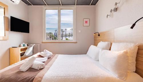 Standard Double Room with Sea View