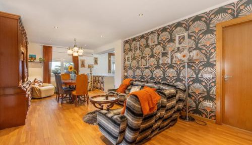 Three-Bedroom Apartment with Mountain View