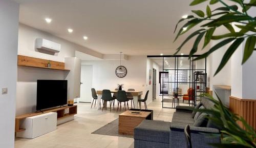 Two-Bedroom Deluxe Apartment