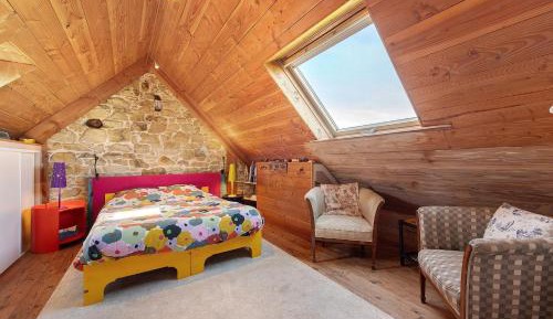 Standard Queen Room