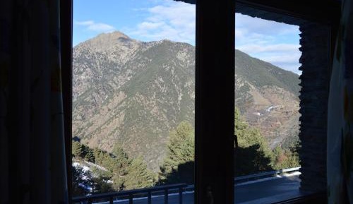Double Room with Mountain View