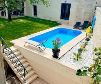 One-Bedroom House