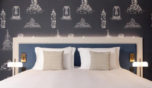 Duplex Suite with Eiffel Tower view